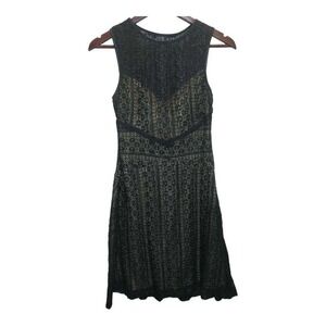 Black stretchy Lace dress by Windsor Size 9/10